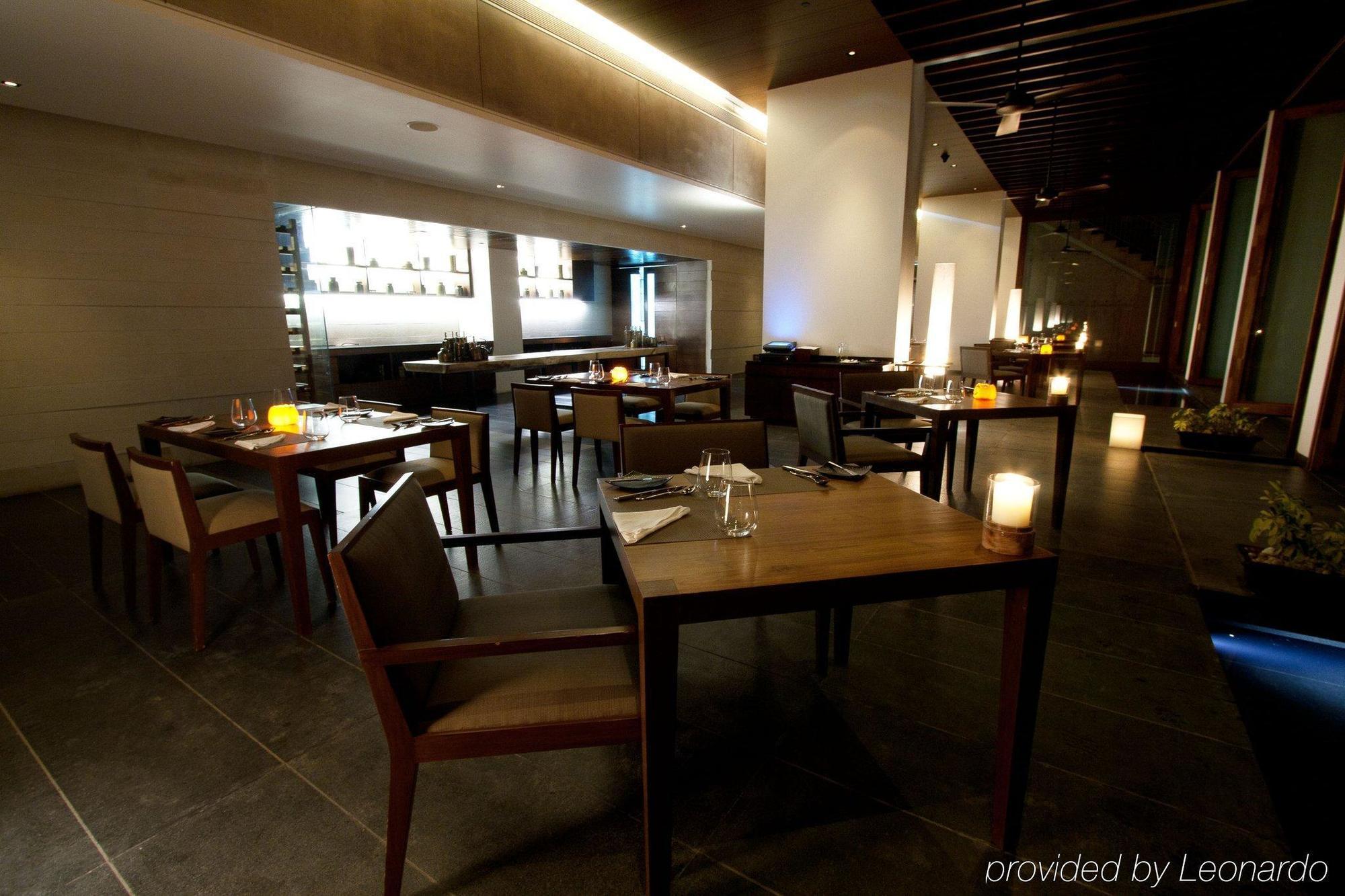Holiday Inn & Suites Bengaluru Whitefield Restaurant photo