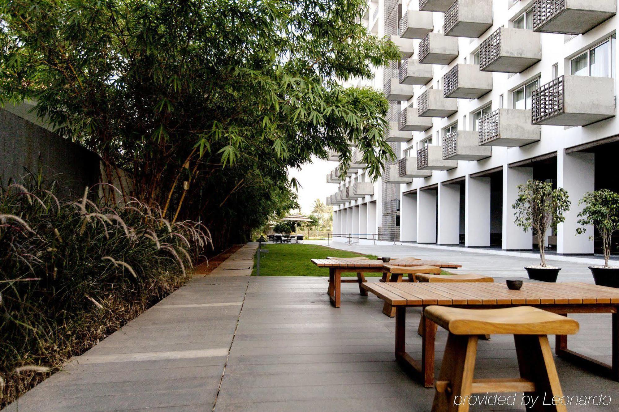 Holiday Inn & Suites Bengaluru Whitefield Exterior photo