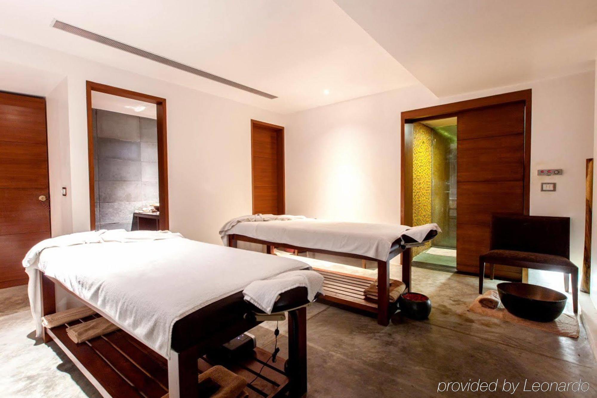 Holiday Inn & Suites Bengaluru Whitefield Exterior photo